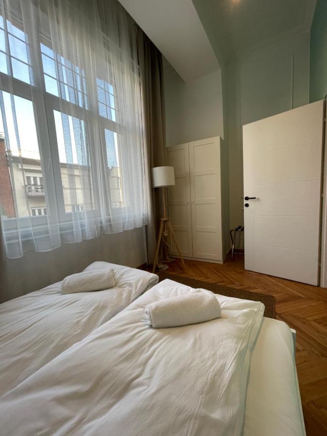 Flower Apartment Будапеща Екстериор снимка